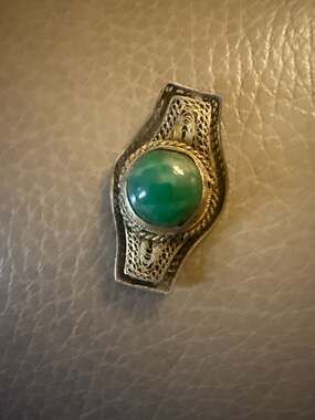 Vintage Art Deco Sterling Silver Filigree Jadeite Brooch Pin